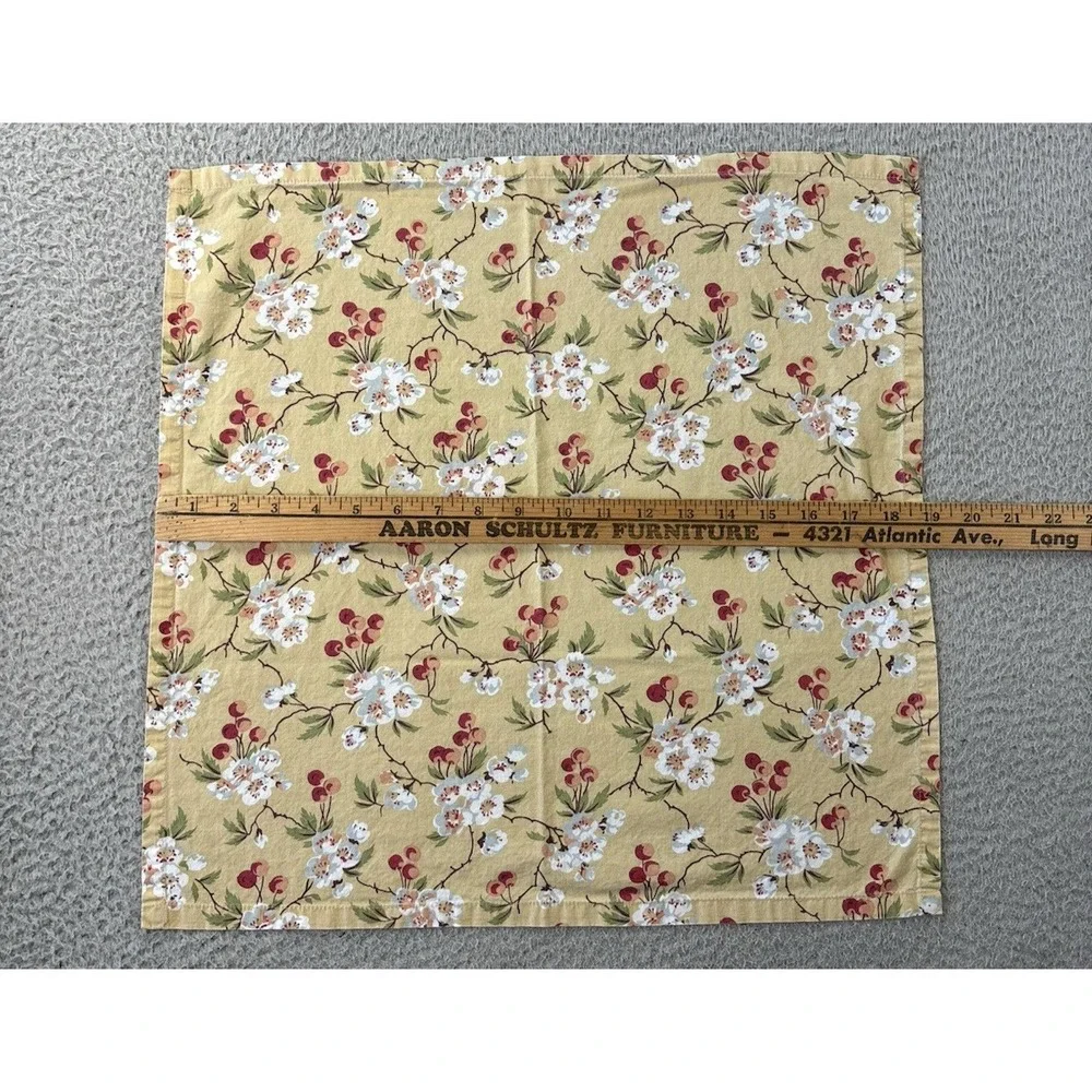Williams Sonoma Cherry Blossom Tablecloth 65 x 100